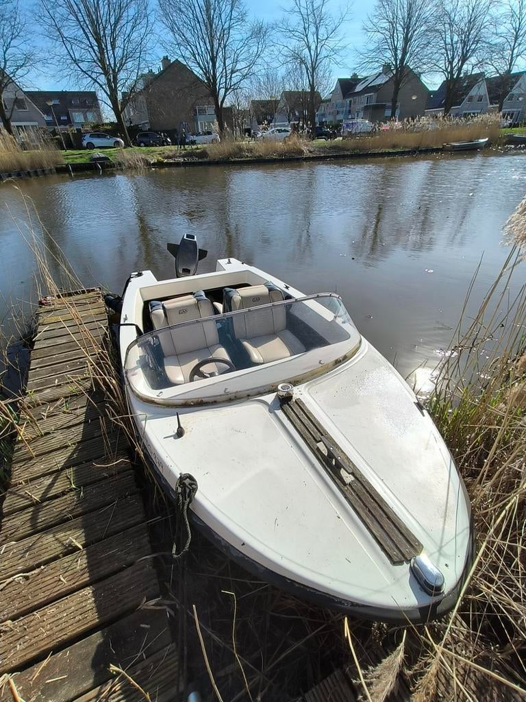 Boot met buitenboordmotor 4persoons, Watersport en Boten, Ophalen, Overige merken, Gebruikt, Minder dan 70 pk