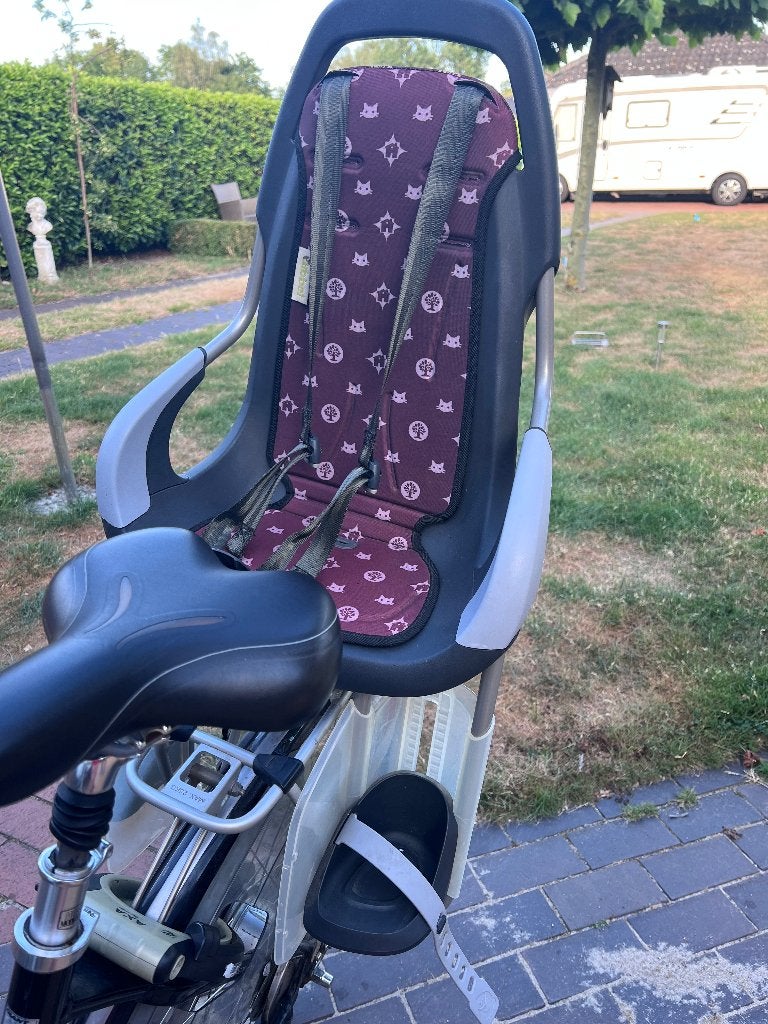 Qibbel achterzitje fiets tot 22 kilo  keurige  fietsstoel, Fietsen en Brommers, Fietsaccessoires | Fietsstoeltjes, Achterzitje