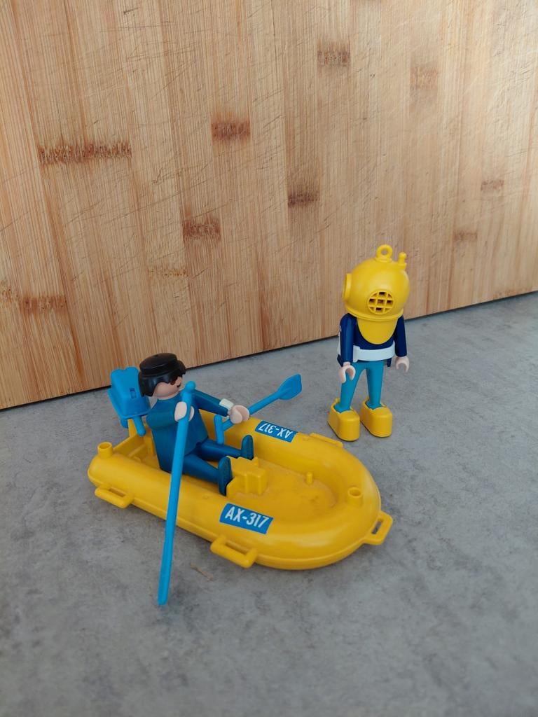 Playmobil duiker met bootje en motor, Verzenden, Gebruikt