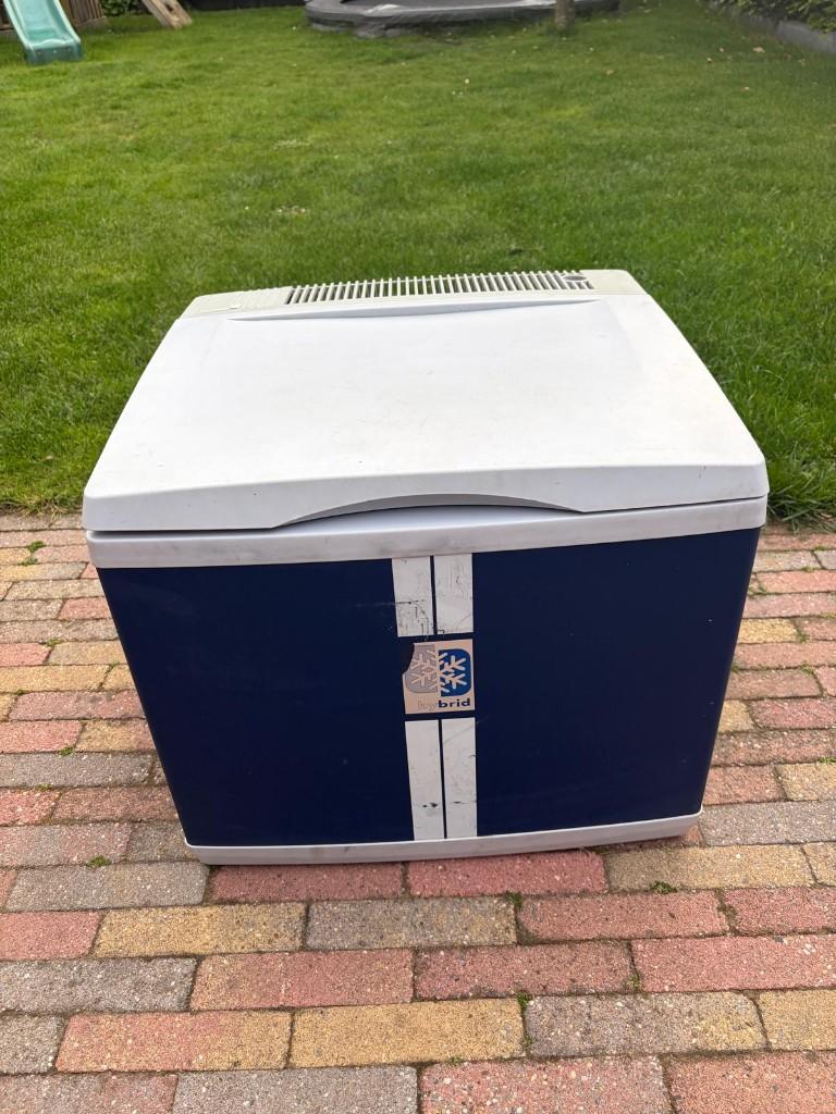 Koelbox mobicool mb 40, Caravans en Kamperen, Ophalen, Zo goed als nieuw, Koelbox, Compressor