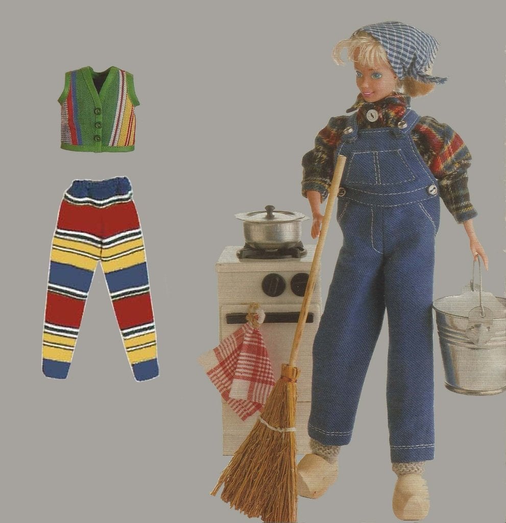 Barbie patronen: tuinbroek, bloes, gilet, legging etc., Ophalen of Verzenden, Zo goed als nieuw, Kind, Overige merken