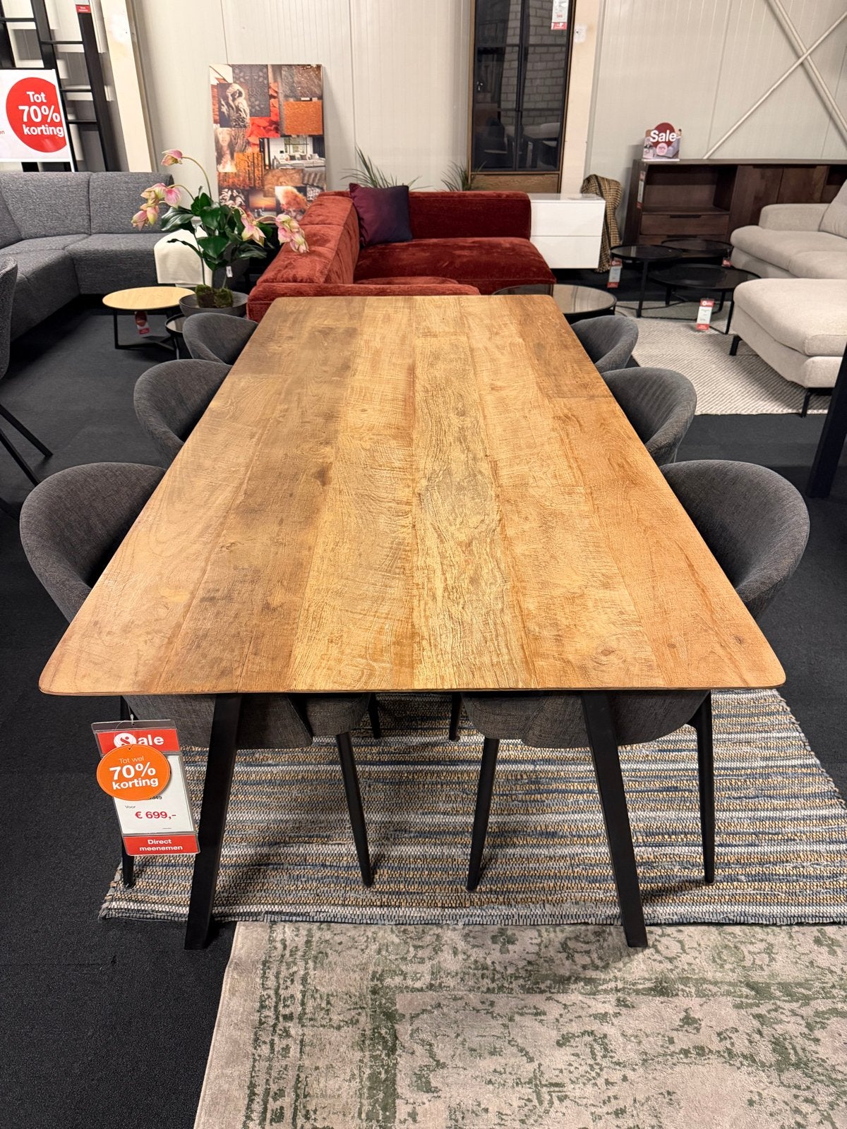 Eettafel Nusa Teak met Zwarte Poten - Showroommodel, Huis en Inrichting, Tafels | Eettafels, Ophalen, 50 tot 100 cm, Teakhout