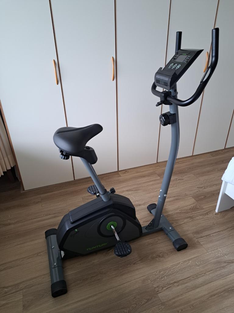 Tunturi hometrainer Cardiofit B40, Ophalen, Zo goed als nieuw, Hometrainer