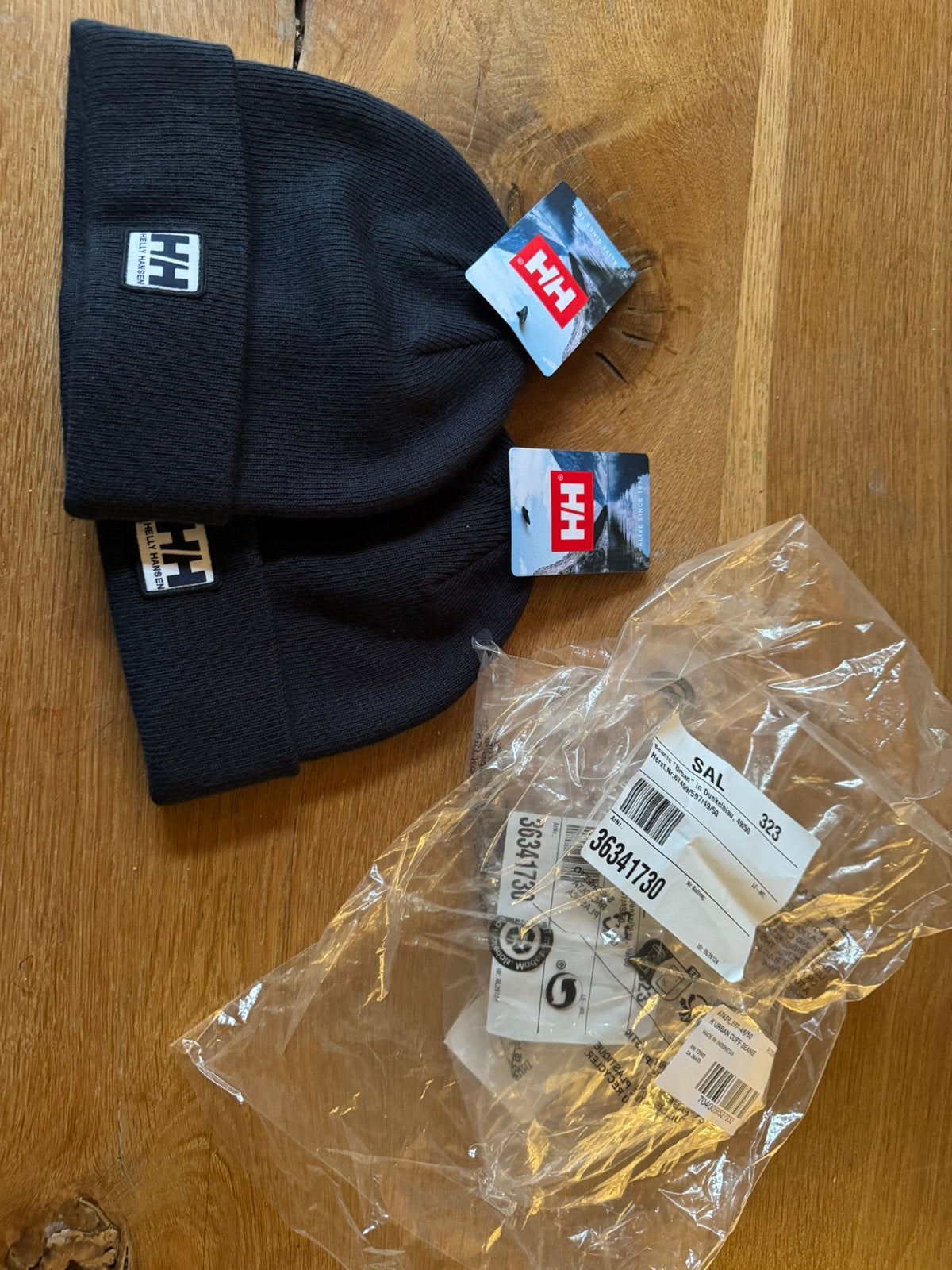 2x Helly Hansen kindermuts Urban Cuff Beanie navy maat 49/50, Jongen of Meisje, Nieuw, Ophalen of Verzenden, 104 of kleiner