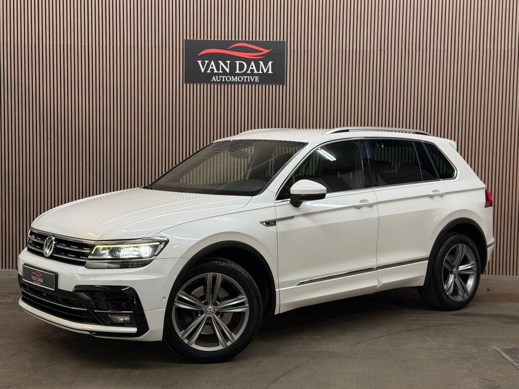 Volkswagen Tiguan 2.0 TDI 4Motion DSG 2018 3xR-Line LED VIRT, Auto's, Volkswagen, Automaat, Gebruikt, 4 cilinders, 2500 kg