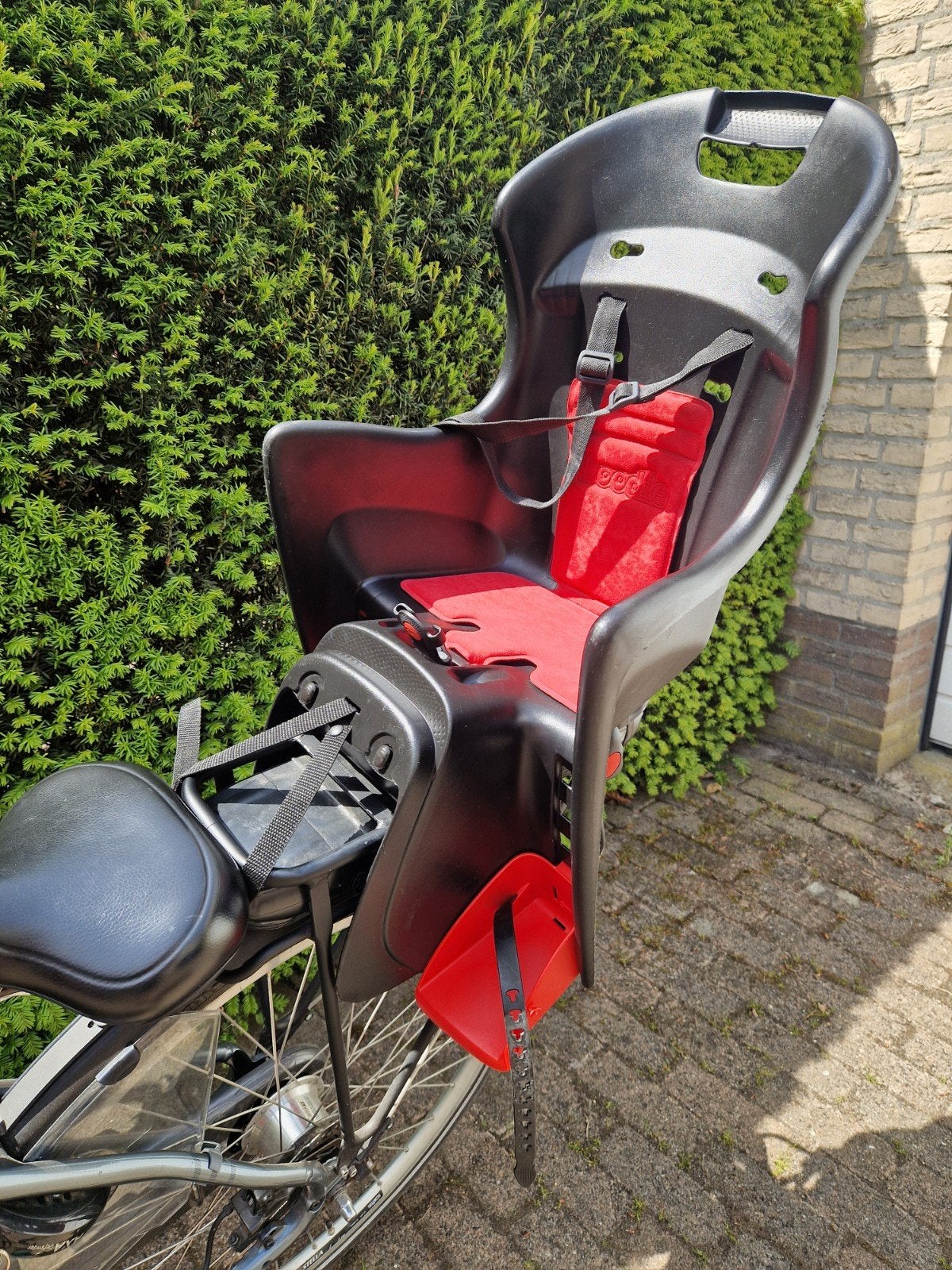 Mooi Polisport Boodie achterzitje ook voor elektrische fiets, Fietsen en Brommers, Fietsaccessoires | Fietsstoeltjes, Ophalen