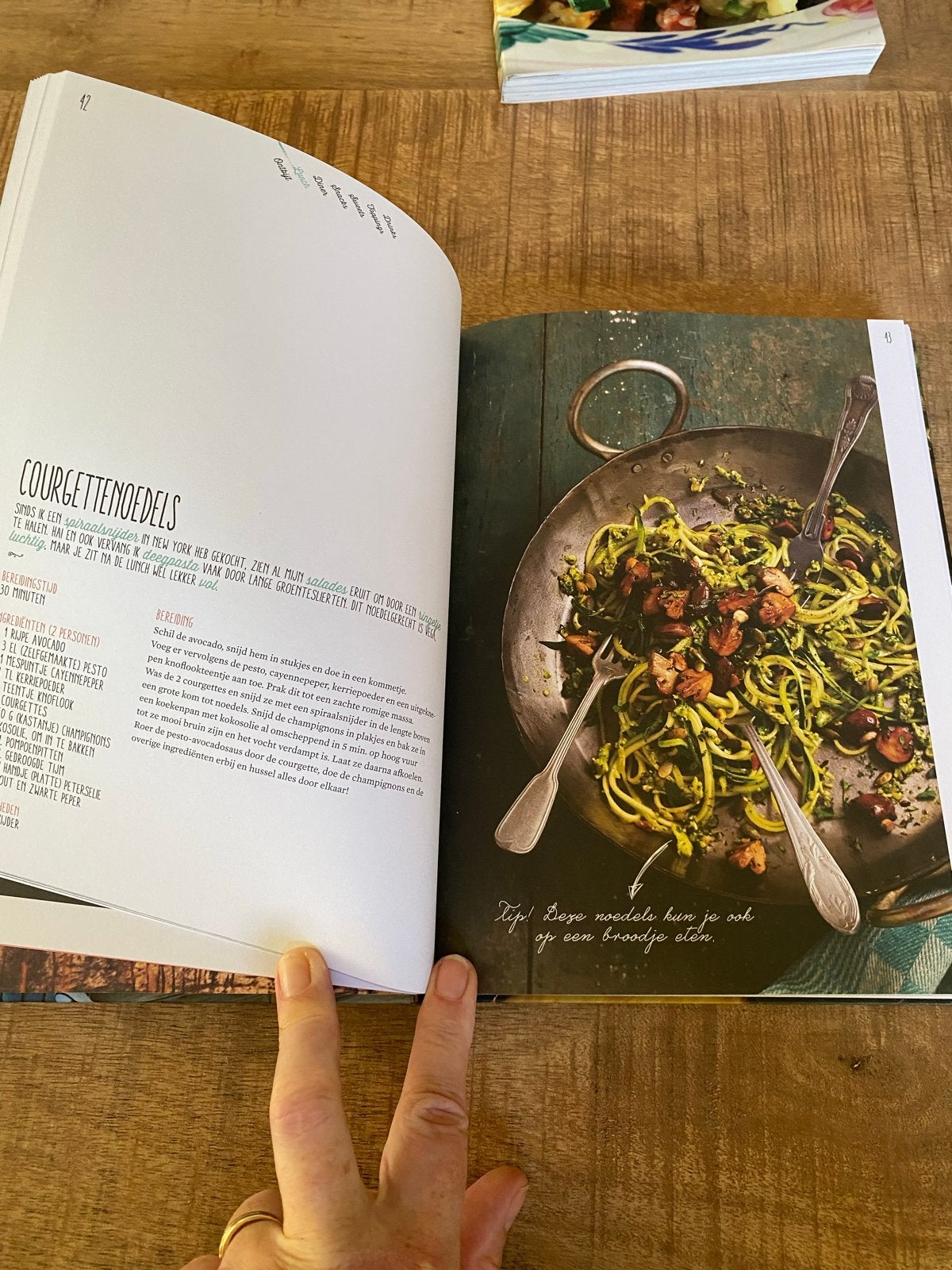 Powerfood: Van Friesland naar New York - R. Kroes, Voorgerechten en Soepen, Ophalen of Verzenden, Zo goed als nieuw, Gezond koken