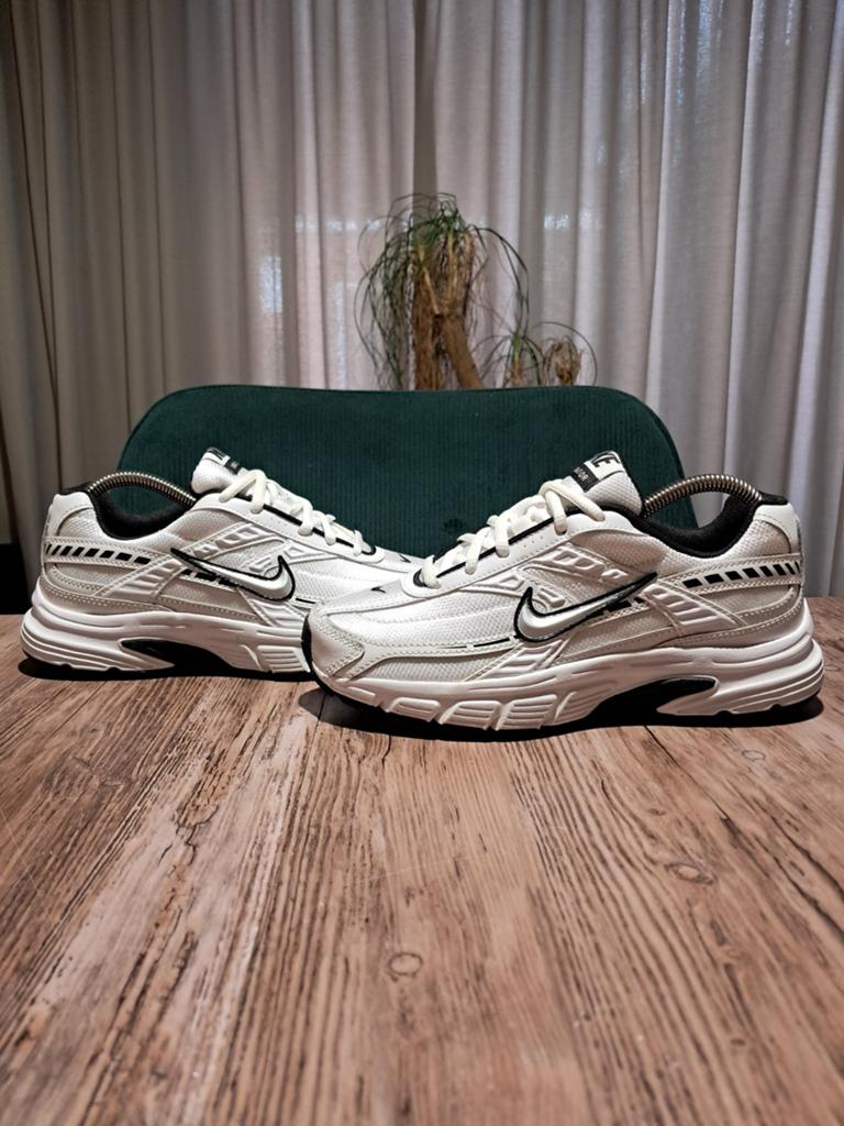Nike Initiator 'White Silver' Size 37,5, Kleding | Dames, Wit, Nike, Nieuw, Ophalen of Verzenden