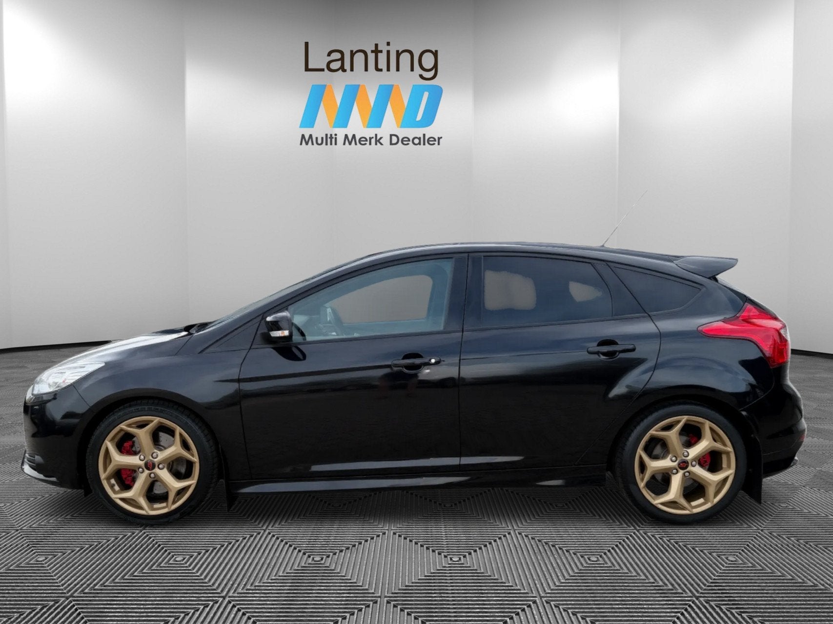 Ford Focus 2.0 EcoBoost ST-3 origineel met Recaro stoelen, Euro 5, Gebruikt, 4 cilinders, Met garantie (alle)