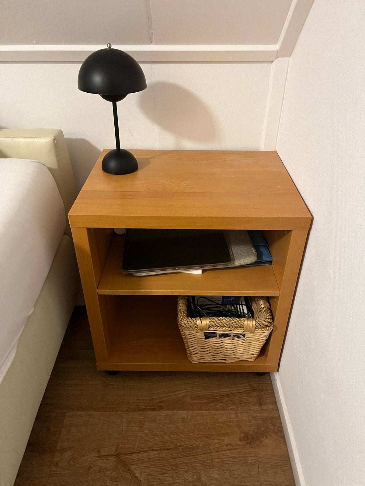 IKEA Kastje op wielen - Nachtkastje - 52x40x58 cm, Huis en Inrichting, Slaapkamer | Nachtkastjes, Ophalen, Gebruikt, 55 tot 70 cm