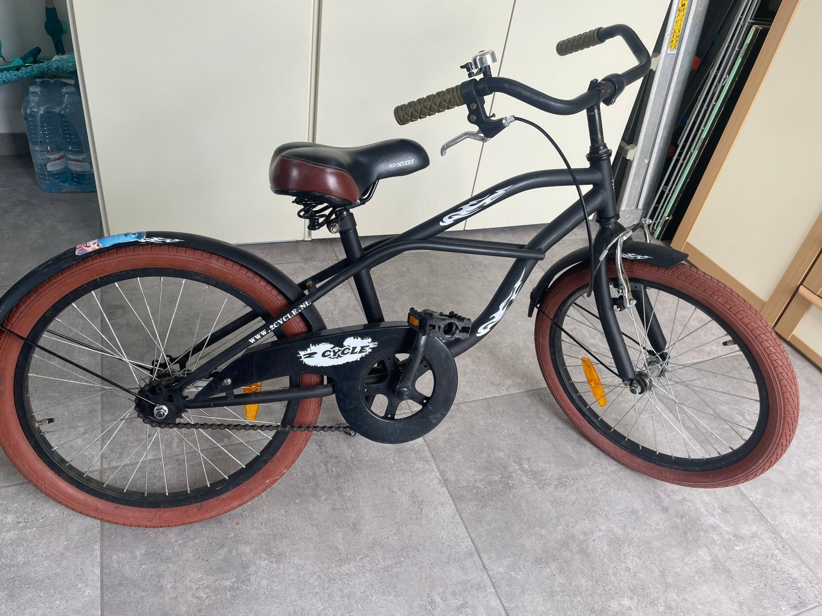 Zwarte kinderfiets, Fietsen en Brommers, Ophalen, Gebruikt, 16 tot 20 inch