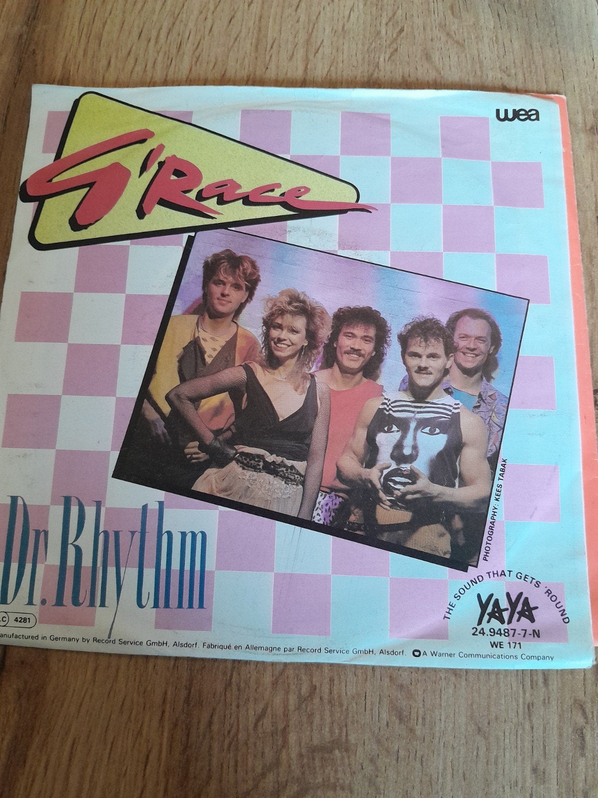 g,rac 7inch dr rhythm, Ophalen of Verzenden, Zo goed als nieuw, Pop