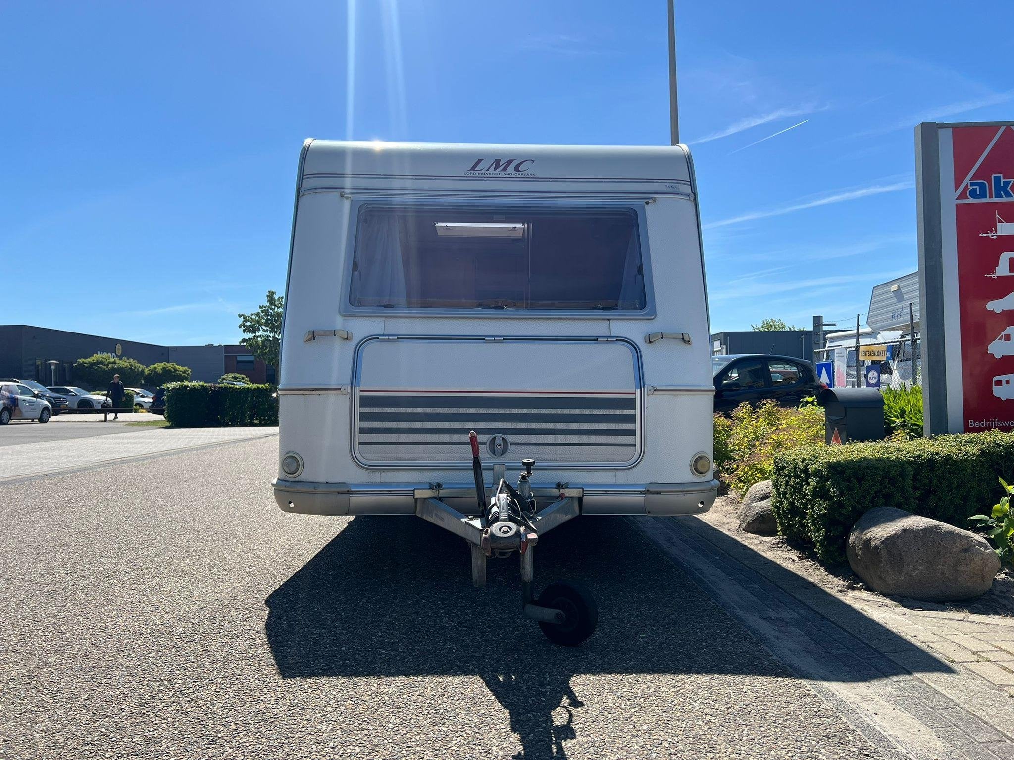 Lmc 450 | Fietsenrek | Half Automatische Mover | Dinette | V, Vast bed, Bedrijf, 750 - 1000 kg, 6 tot 7 meter