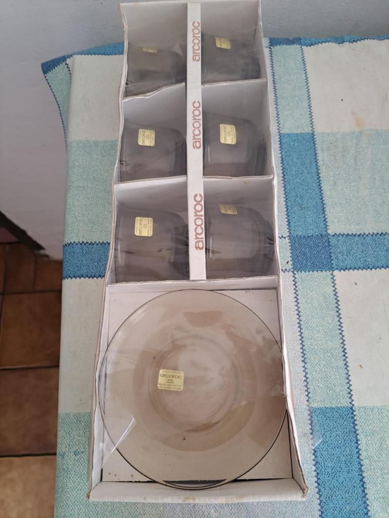 Nieuwe Kopjes set ongebruikt, Ophalen of Verzenden, Nieuw, Overige stijlen, Kop(pen) en/of Schotel(s)