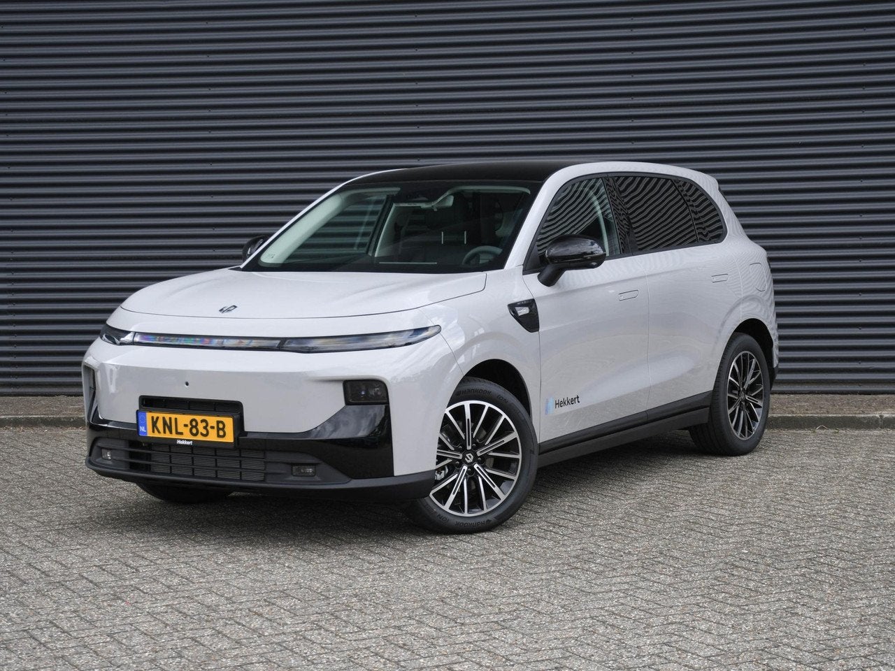 Leapmotor B10 Design Hybrid EV 18.8kWh 218pk Automaat PANO-D, Auto's, Leapmotor, Gebruikt, 4 cilinders, 218 pk, Bedrijf