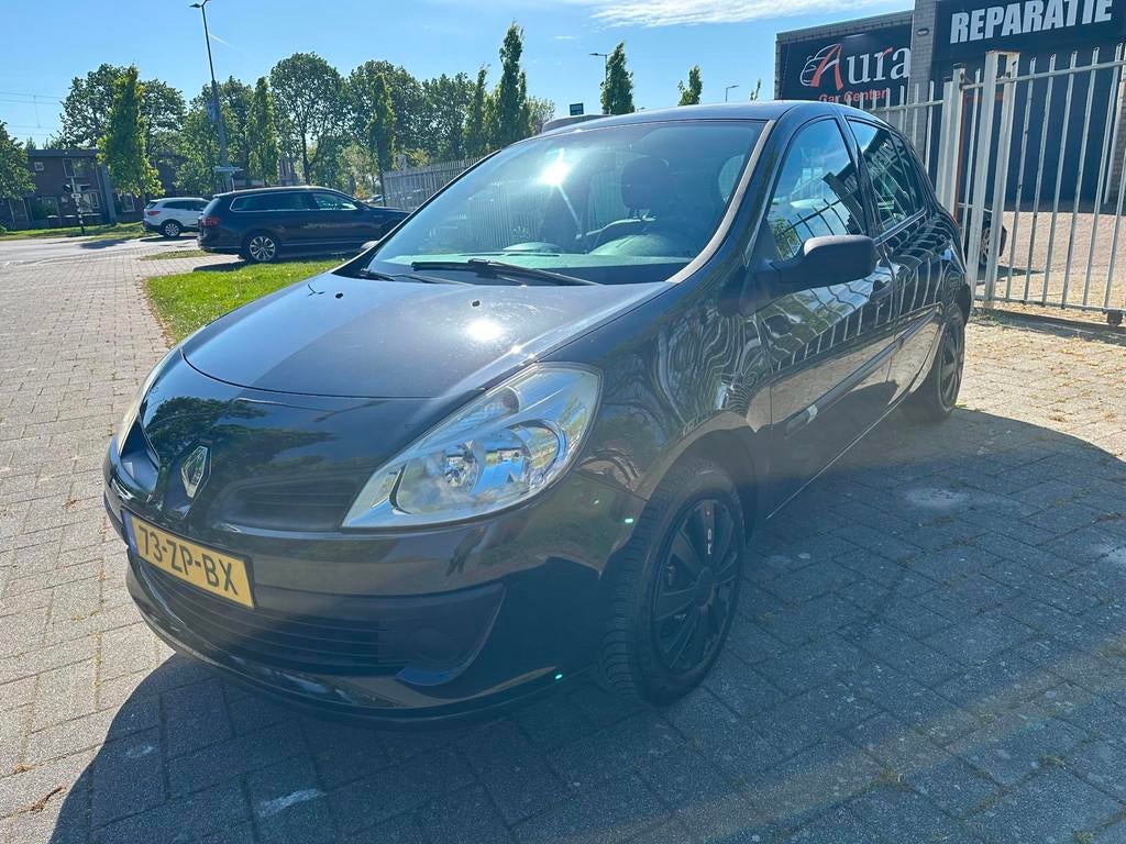 Renault Clio 1.2-16V Expression, Auto's, Renault, Bedrijf, Te koop, Clio, ABS, Airbags, Airconditioning, Boordcomputer, Centrale vergrendeling