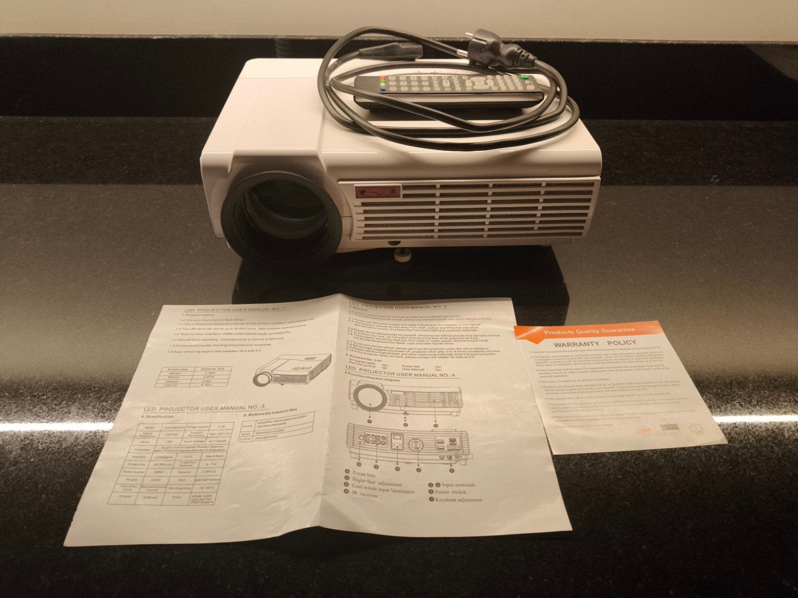 BYINTEK BT96 LED Projector - Full HD Beamer, Ophalen, LED, Zo goed als nieuw, BYINTEK