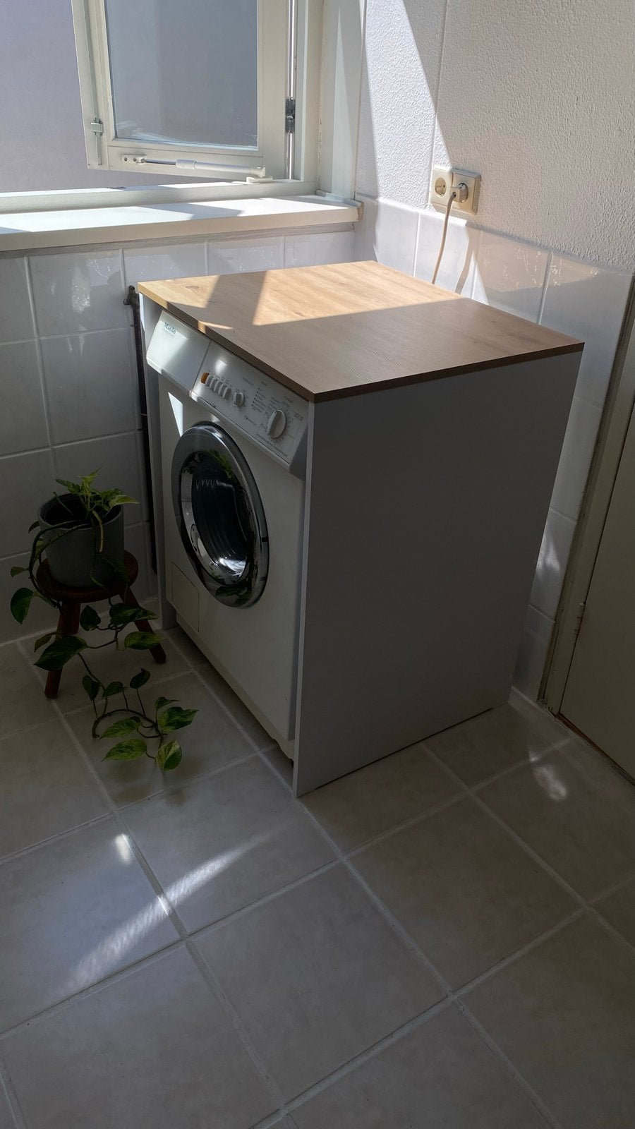 Wasmachine kast wit/hout look, Ophalen, Zo goed als nieuw
