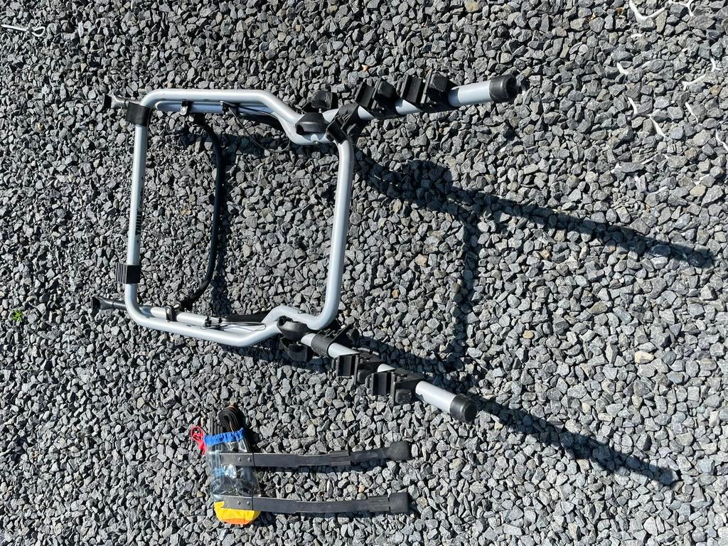 Fietsendrager THULE  ClipOn 9101 voor achterklep hatchback, Ophalen, Zo goed als nieuw