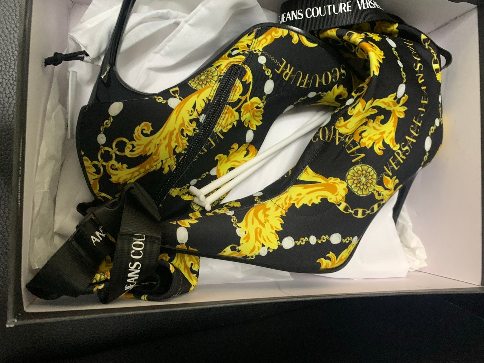 Versace Jeans Couture Enkellaarzen - Zo goed als nieuw, Kleding | Dames, Schoenen, Ophalen of Verzenden, Zo goed als nieuw, Zwart