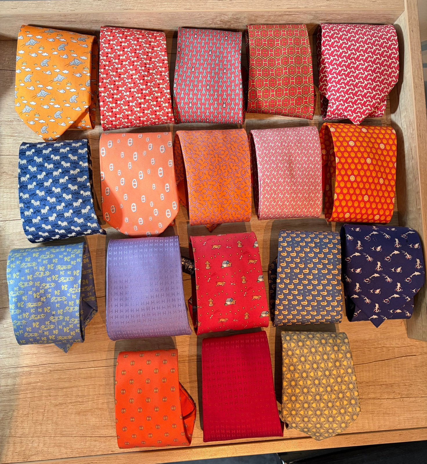 Stropdassen te koop per stuk, Ophalen of Verzenden, Gedragen, Overige kleuren, Met patroon