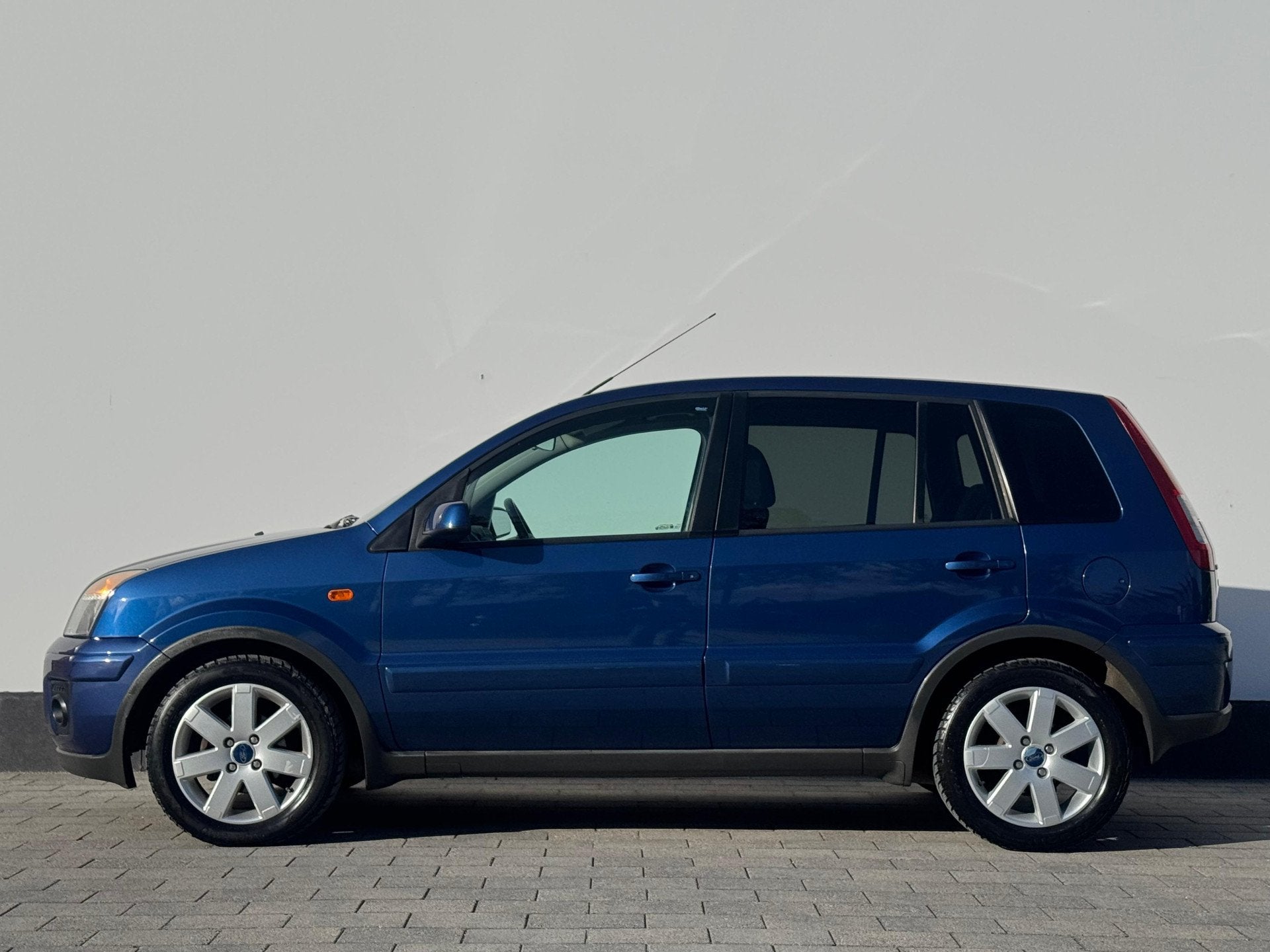 Ford Fusion 1.4-16V Futura | Airco | LMV | Radio | Privacy G, Auto's, Voorwielaandrijving, Dealer onderhouden, Gebruikt, 49 €/maand