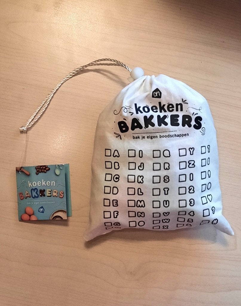 Nieuw AH KOEKENBAKKERS COMPLETE SET 40 BAKVORMEN in zakje!, Ophalen of Verzenden, Nieuw, Bakvorm