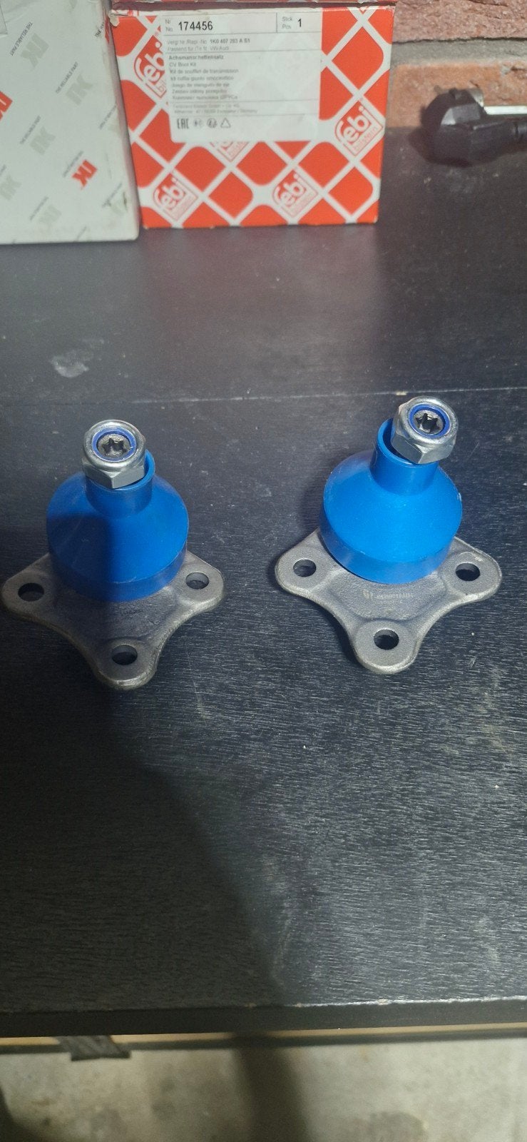 2 Nieuwe Fuseekogels voor VW Golf 4 en oudere modellen, Ophalen of Verzenden