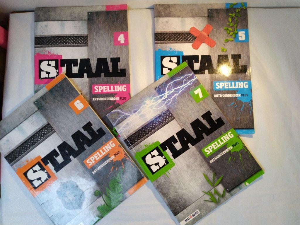 Staal Spelling Antwoordenboek Plus - Groep 4, 5, 6, 7, Boeken, Ophalen of Verzenden, Zo goed als nieuw, Overige niveaus, Nederlands