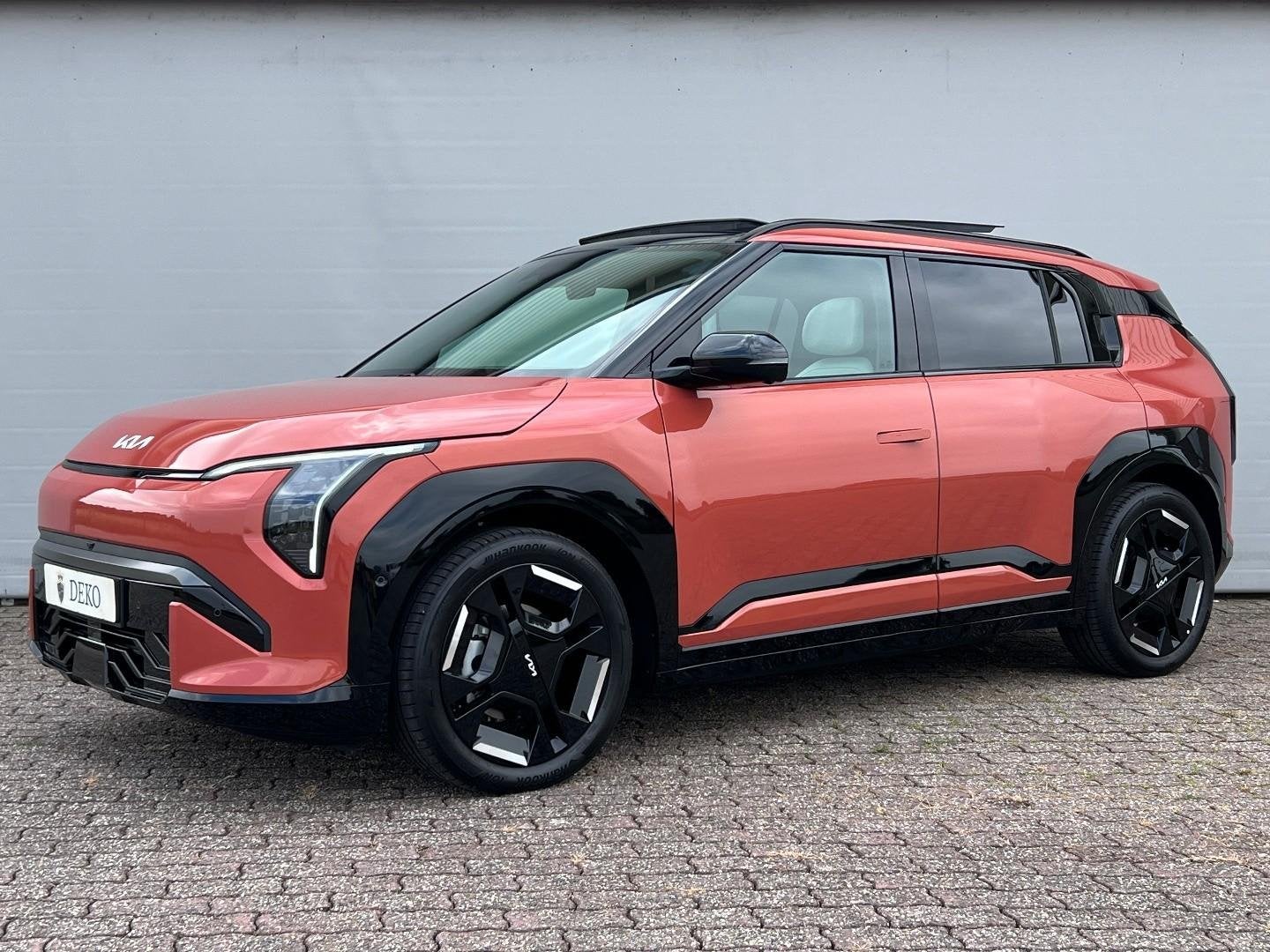 Kia EV3 81.4 kWh | GT-PlusLine | NL auto | Alle opties! DK12, Auto's, EV3, Gebruikt, Zwart, Overige kleuren