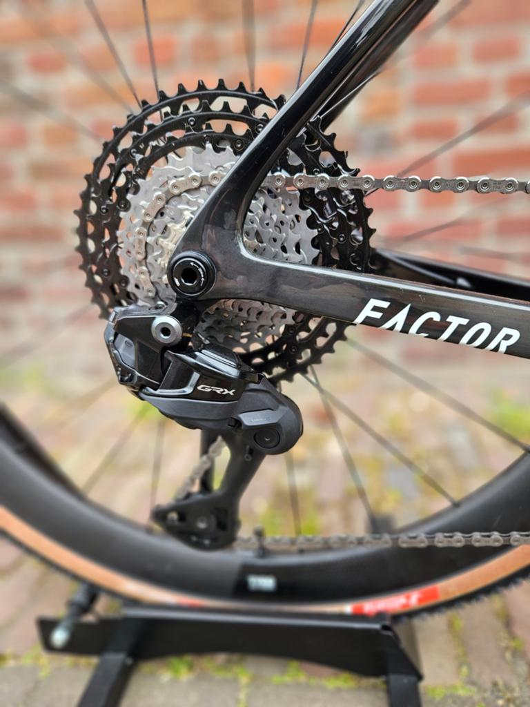 🔥Sale! Factor Ostro Gravel Shimano GRX Di2 inruil mogelijk, Fietsen en Brommers, Fietsen | Racefietsen, 28 inch, Carbon, Nieuw