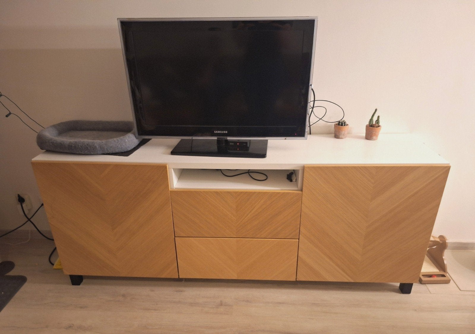 Ikea Besta TV-meubel, Ophalen, 150 tot 200 cm, Zo goed als nieuw, Minder dan 100 cm