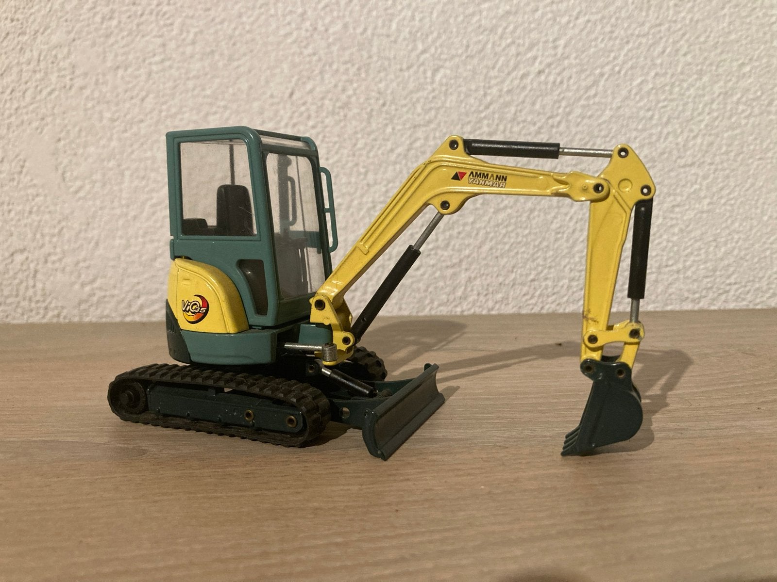 Ammann Yanmar Vio20 minigraafmachine 1:32, Ophalen of Verzenden, Zo goed als nieuw, Overige typen, Overige merken