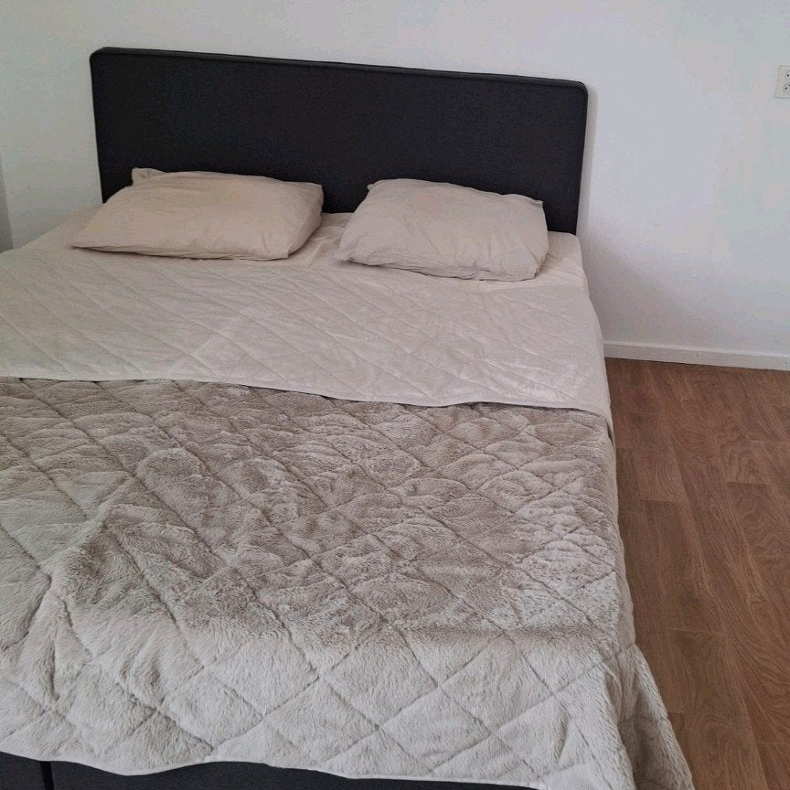 2 persoons bed, Huis en Inrichting, Slaapkamer | Bedden, Ophalen, Gebruikt, Eenpersoons, 200 cm