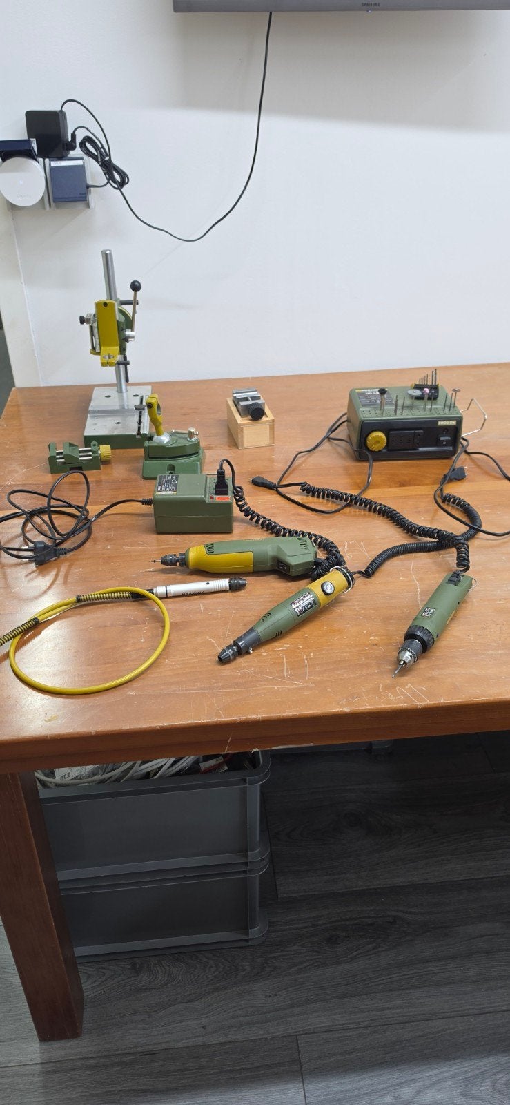 Proxxon Micromot Gereedschap met Boorstandaard en Bankschr, Ophalen of Verzenden, Gebruikt, Multitool, Overige merken