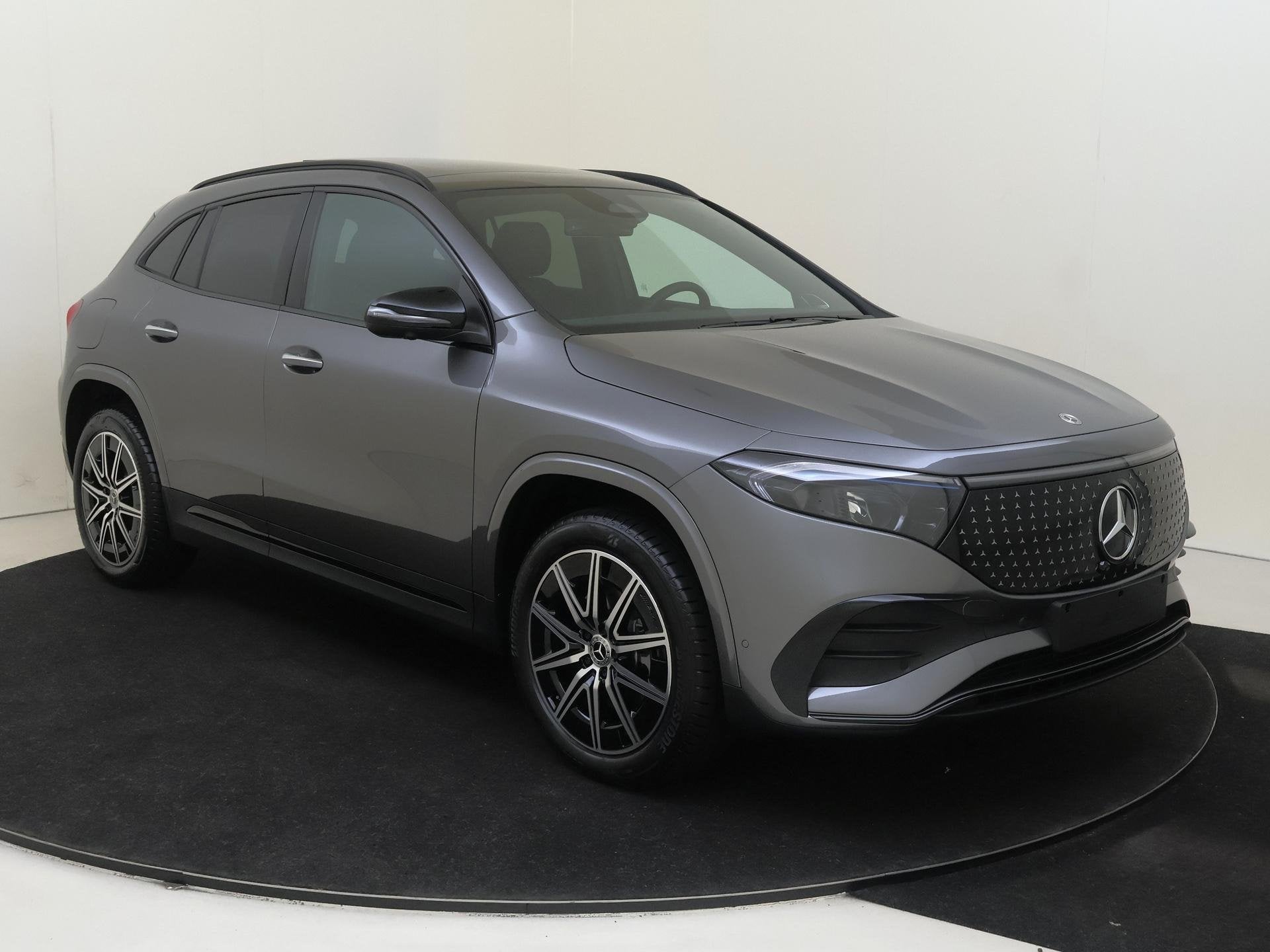 Mercedes-Benz EQA 250+ Business Solution AMG Limited 71 kWh, 12 maanden, Zwart, 445 min, 510 km