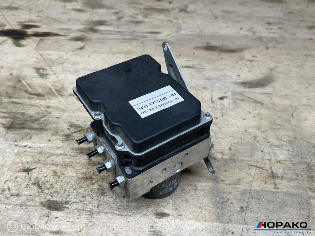 ABS pomp BMW 3 serie E90 E91 E92 E93| 3451677518001, Gebruikt, Einsteinlaan 5 rijswijk, Bmw, Ophalen of Verzenden