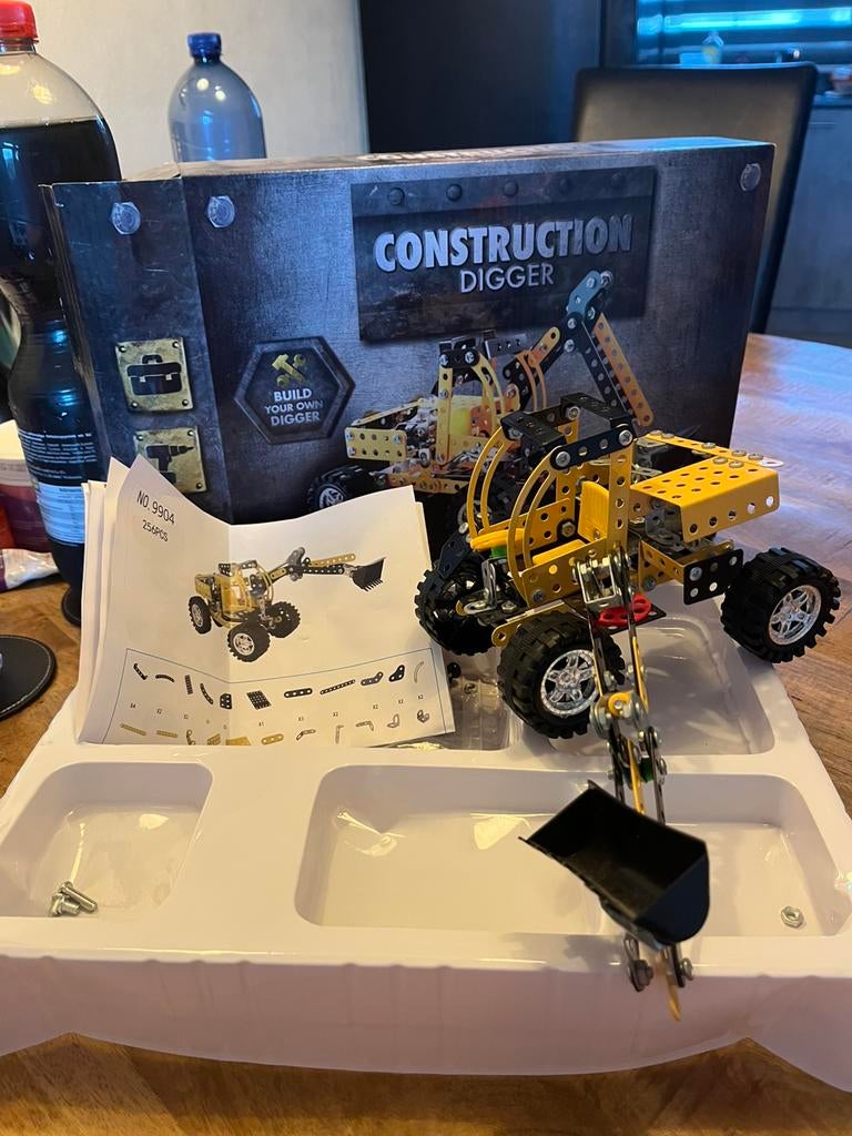 Te koop Contruction Digger en Off road vehicle, Ophalen, Zo goed als nieuw