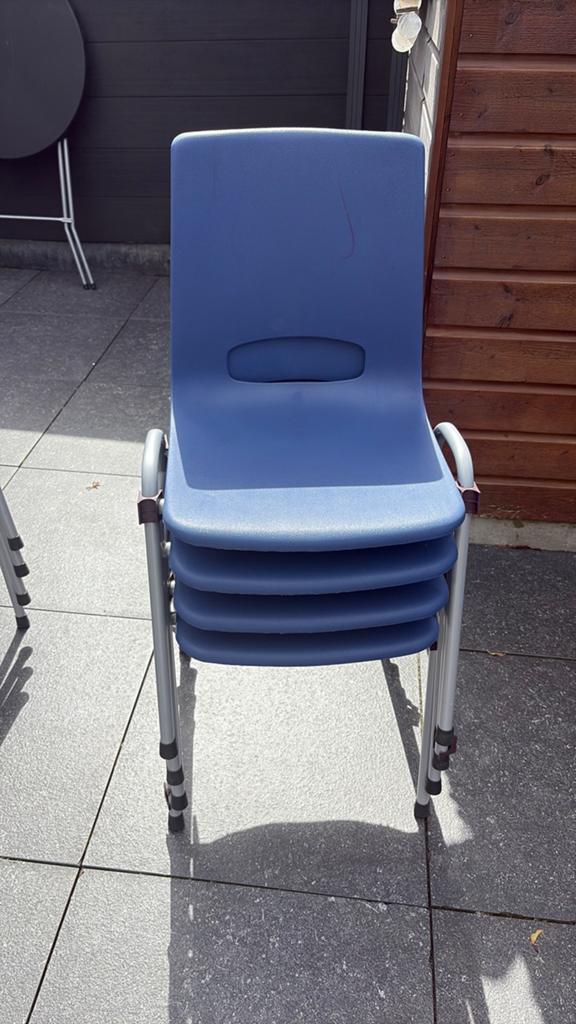 Stapelbare stoelen - Blauw - 4 stuks, Huis en Inrichting, Stoelen, Ophalen, Kunststof, Gebruikt, Blauw
