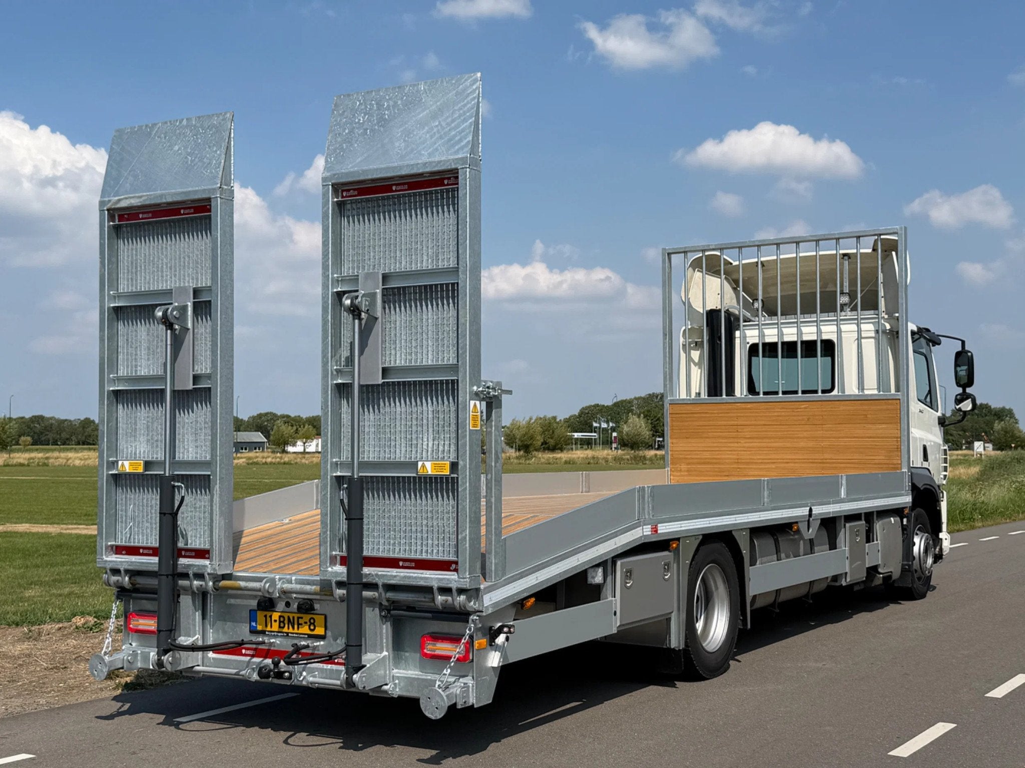 DAF CF 340 CF340.19 EURO6 OPRIJWAGEN. (bj 2019), Auto's, Bestelauto's, Automaat, Achterwielaandrijving, Gebruikt, Euro 6