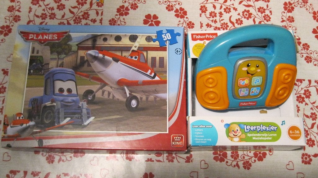 kinder speelgoed (puzzels / tablet / popstar rok / memory), Ophalen, Gebruikt