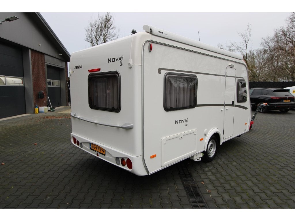 Eriba Nova Light 465 Mover-ThuleLuifel-2022, Caravans en Kamperen, Caravans, Standaardzit, Schokbreker, Bedrijf, Tot en met 3