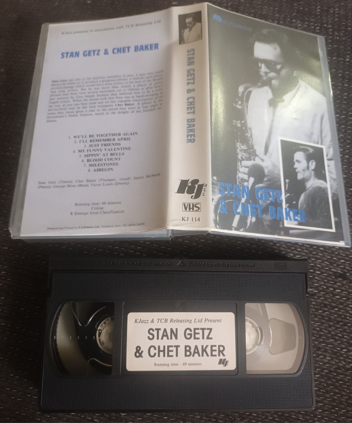 Chet Baker & Stan Getz - Live Stockholm 1983 VHS VIDEO RARE!, Alle leeftijden, Ophalen of Verzenden, Gebruikt