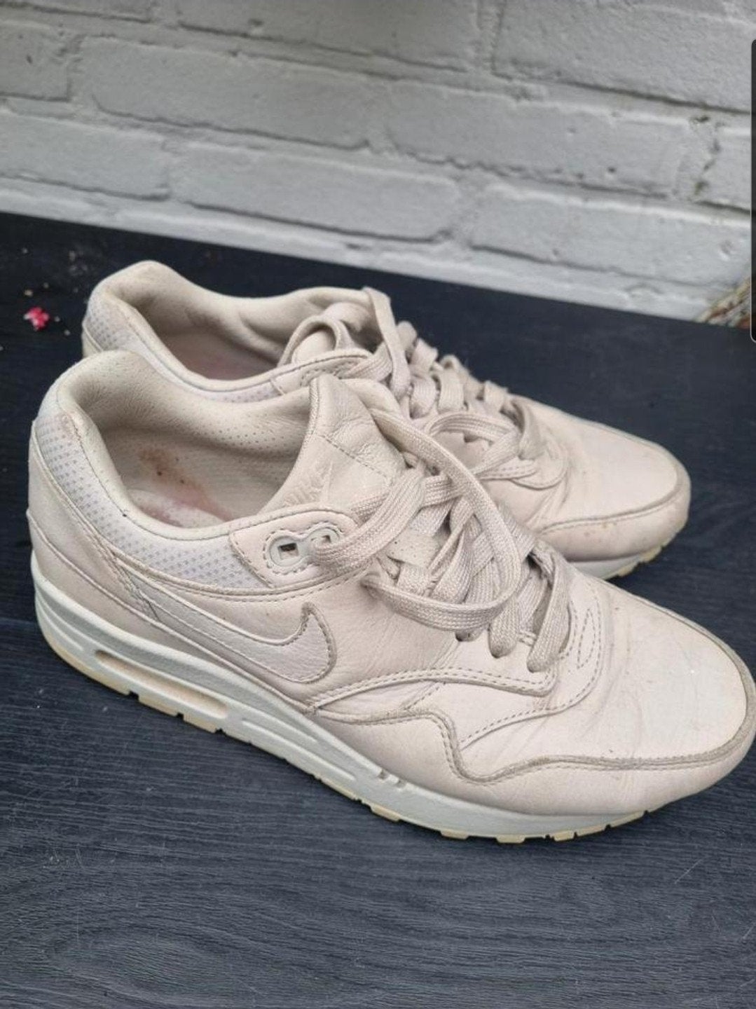 Nike Air Max 1 Beige Maat 38, Kleding | Dames, Schoenen, Ophalen of Verzenden, Zo goed als nieuw, Beige, Sneakers of Gympen