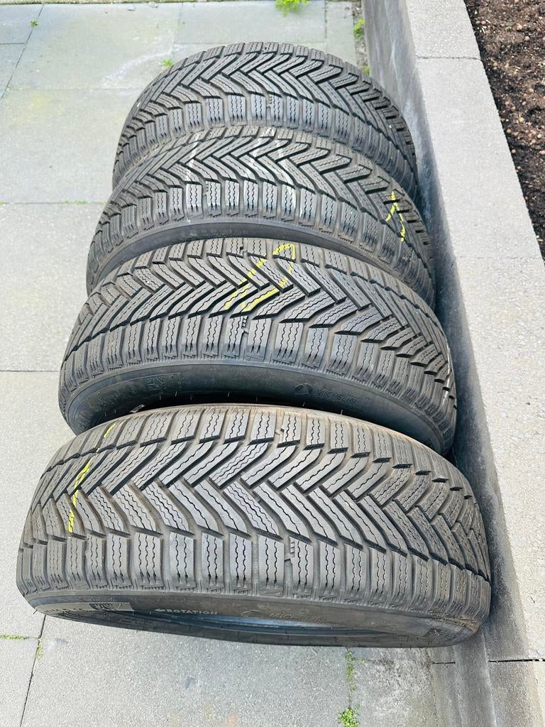 Michelin banden 4 stuk in top conditie Bijna nieuw 205 60 16, Auto-onderdelen, Banden en Velgen, Gebruikt, 16 inch, Band(en), Personenwagen