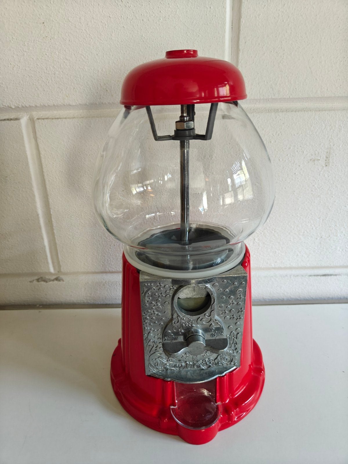 Leuke compacte kauwgom ballen automaat metaal/ glas 31 cm, Verzamelen, Automaten | Overige, Gebruikt, Ophalen of Verzenden, X