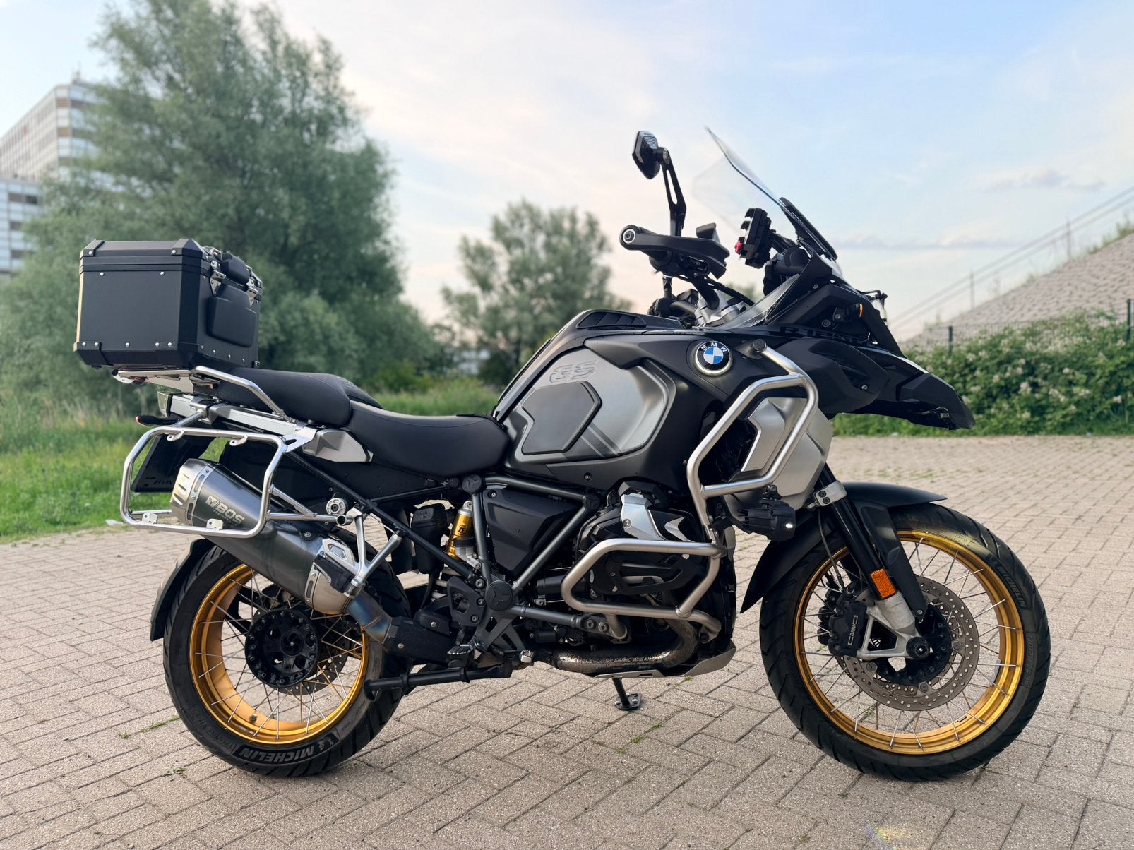 BMW R 1250 GS adventure option 719, 2 cilinders, Handvatverwarming, 1254 cc, Motorrijbewijs A