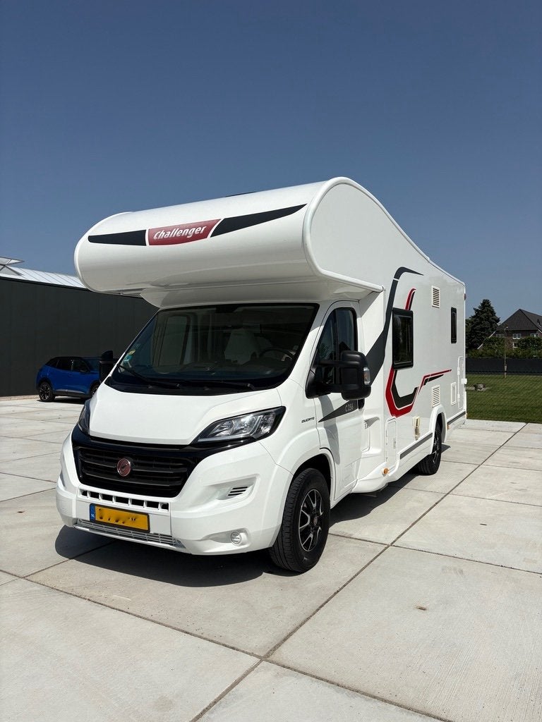 Foto 2 van Challenger C256 | 2019 | 7 zit/slaapplaats, 2x airco Offgrid