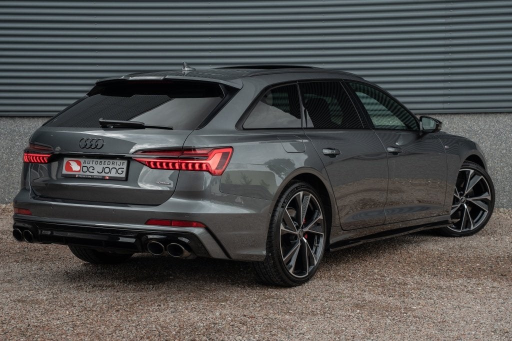 Audi A6 Avant 55 TFSIe Competition 367PK | RS-Stoelen | Pano, Auto's, Audi, Automaat, 14 kWh, Gebruikt, 4 cilinders