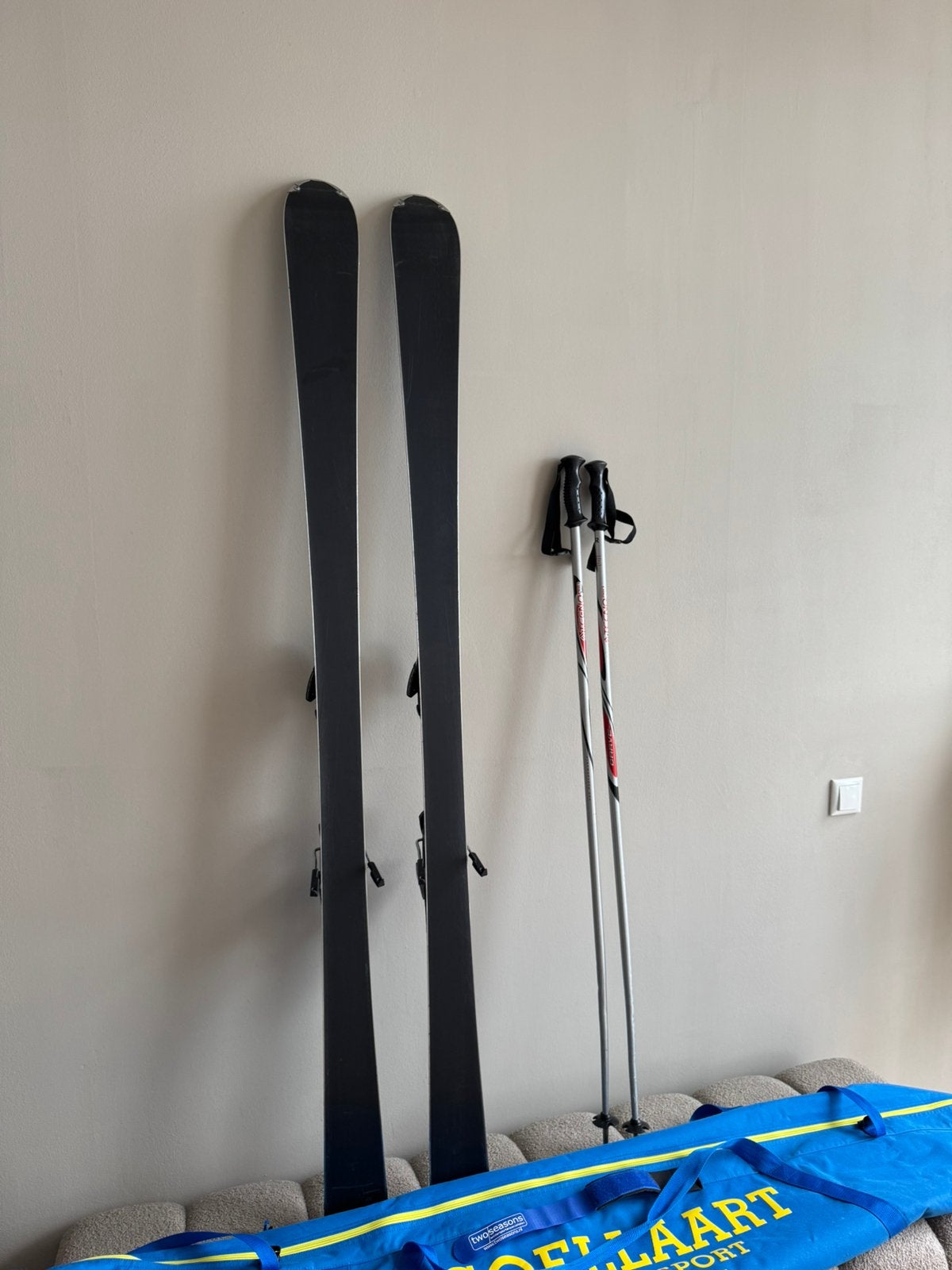 Foto 5 van Atomic D2 Varioflex D2 VC 73 Skiset (157 cm) + Skistokken